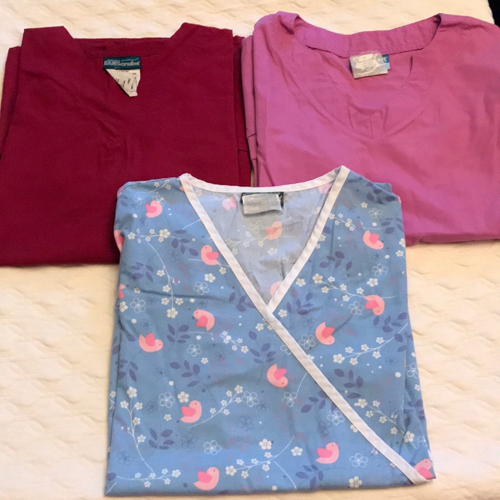 Lot of 3 scrub tops, brand is Uniform Advantage